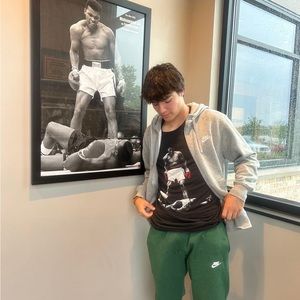 Meet your Posher, Mo